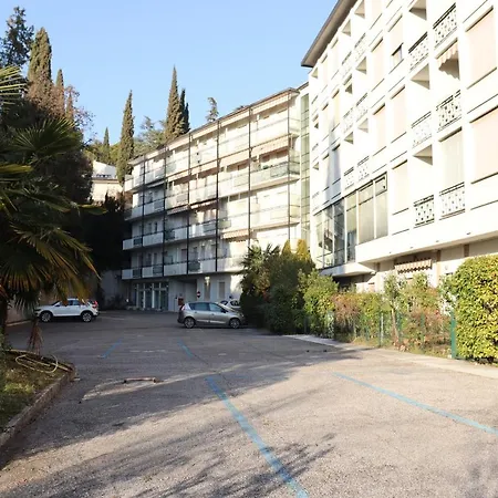 Appartement Monika 302 Joy In The Garde