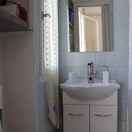 Monika 302 Joy In The Appartement