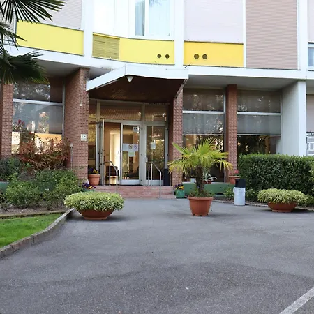 Monika 302 Joy In The Appartement Garde