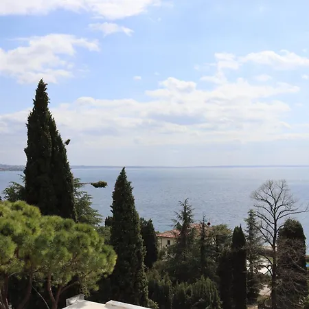 Appartement Monika 302 Joy In The Garde