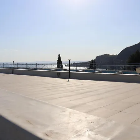 Monika 302 Joy In The 公寓 *